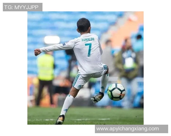 足球明星英文翻译大全助你轻松了解球员背后的故事与成就